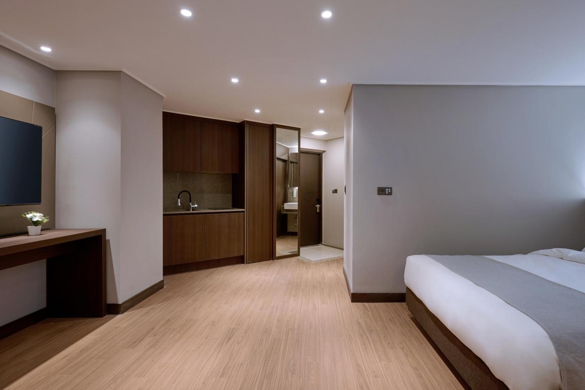 The Hotel Sokcho By Best Western Signature Collection Bagian luar foto